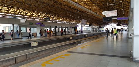 Pureza station .